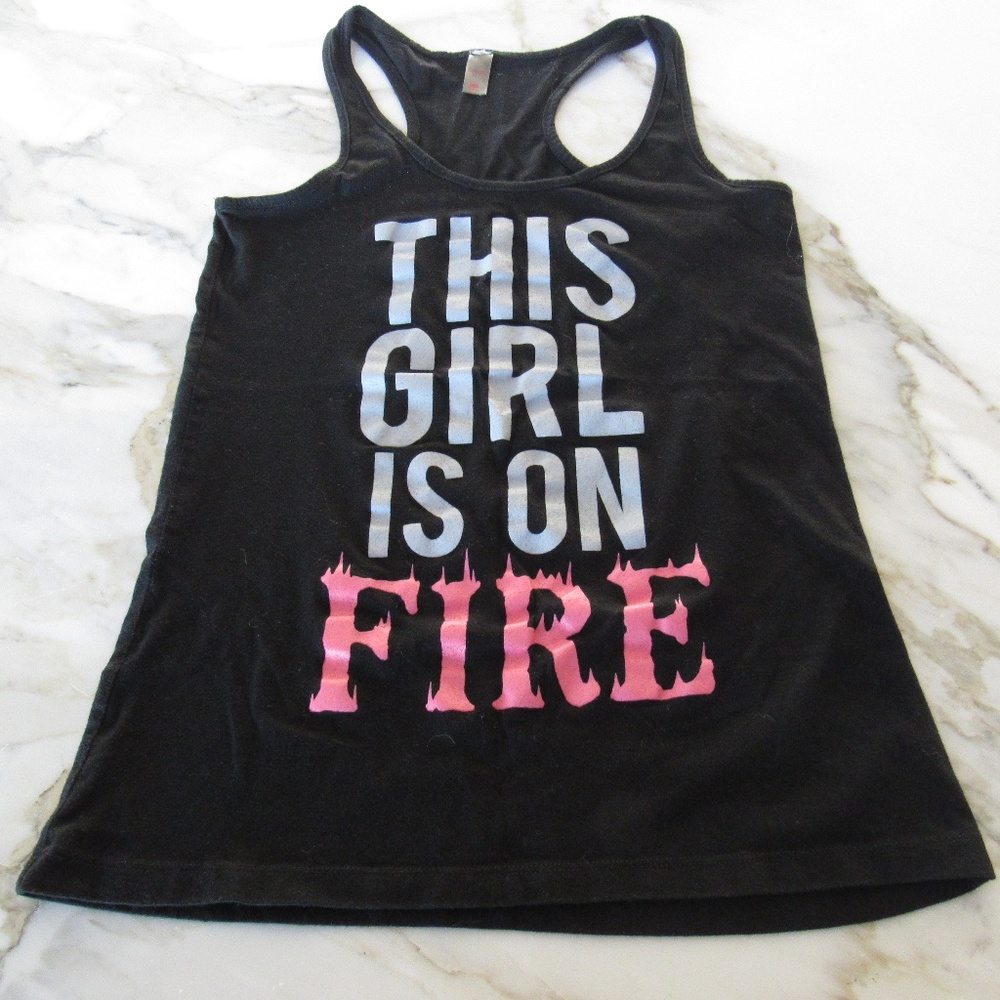 SALE🎉Graphic Workout Tank "This Girl is on Fire"